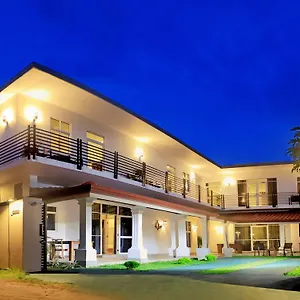 Resort Ruth, Negombo